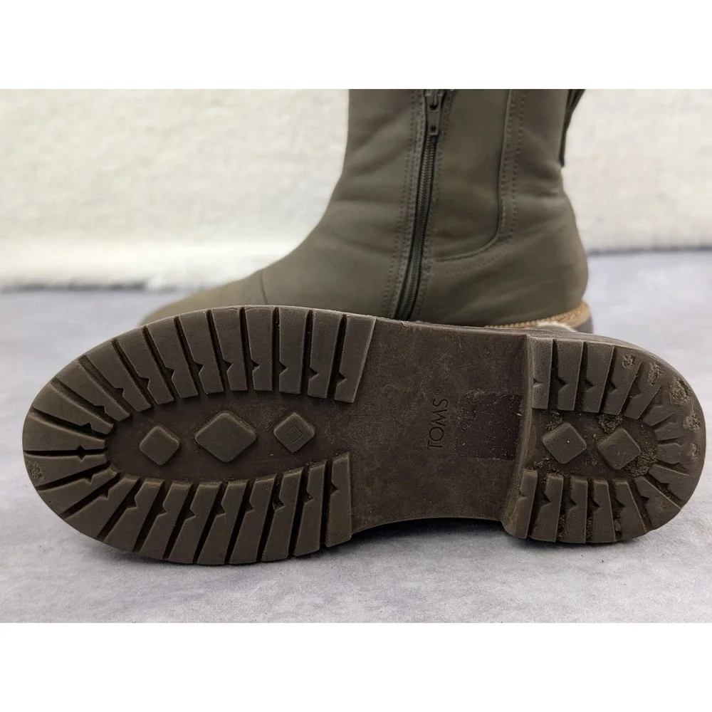 TOMS Kids Olive Green Faux Fur Lined Chelsea Boots Side Zip Size 3 EU 35